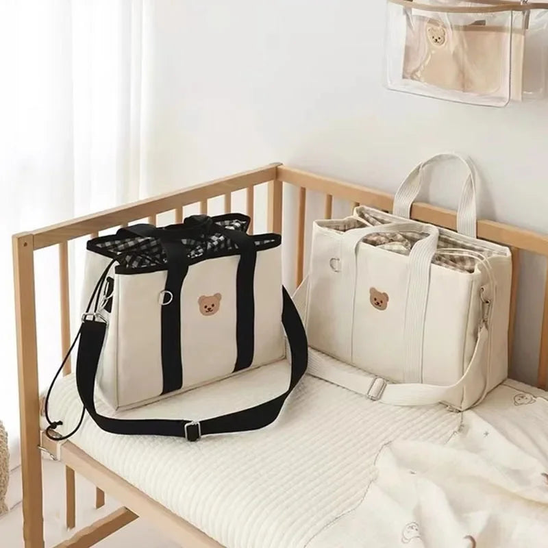 Mom & Baby Diaper Bag – Stylish & Spacious